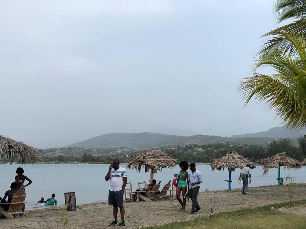 Evasion Beach Hotel Gressier Ngoại thất bức ảnh