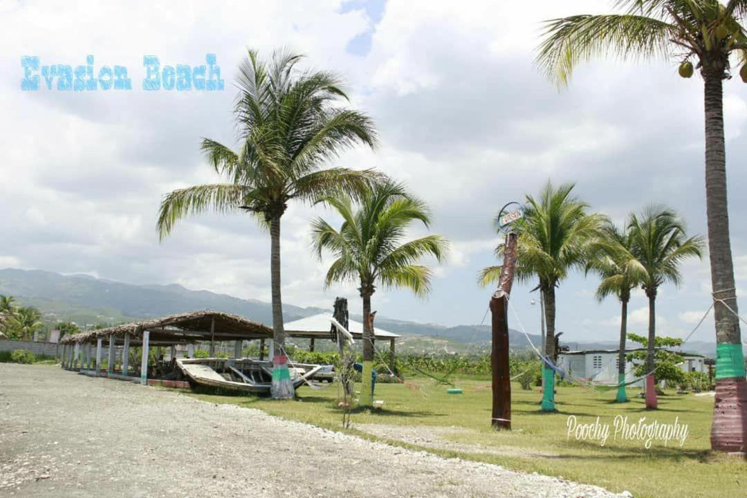 Evasion Beach Hotel Gressier Ngoại thất bức ảnh