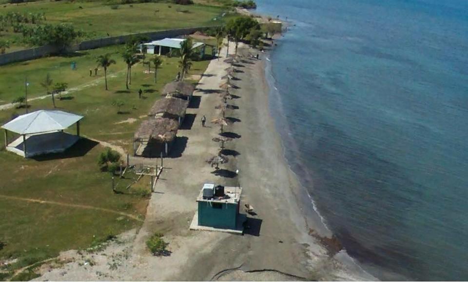 Evasion Beach Hotel Gressier Ngoại thất bức ảnh
